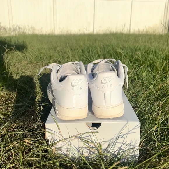 Air Force 1 - Picture 4 of 6